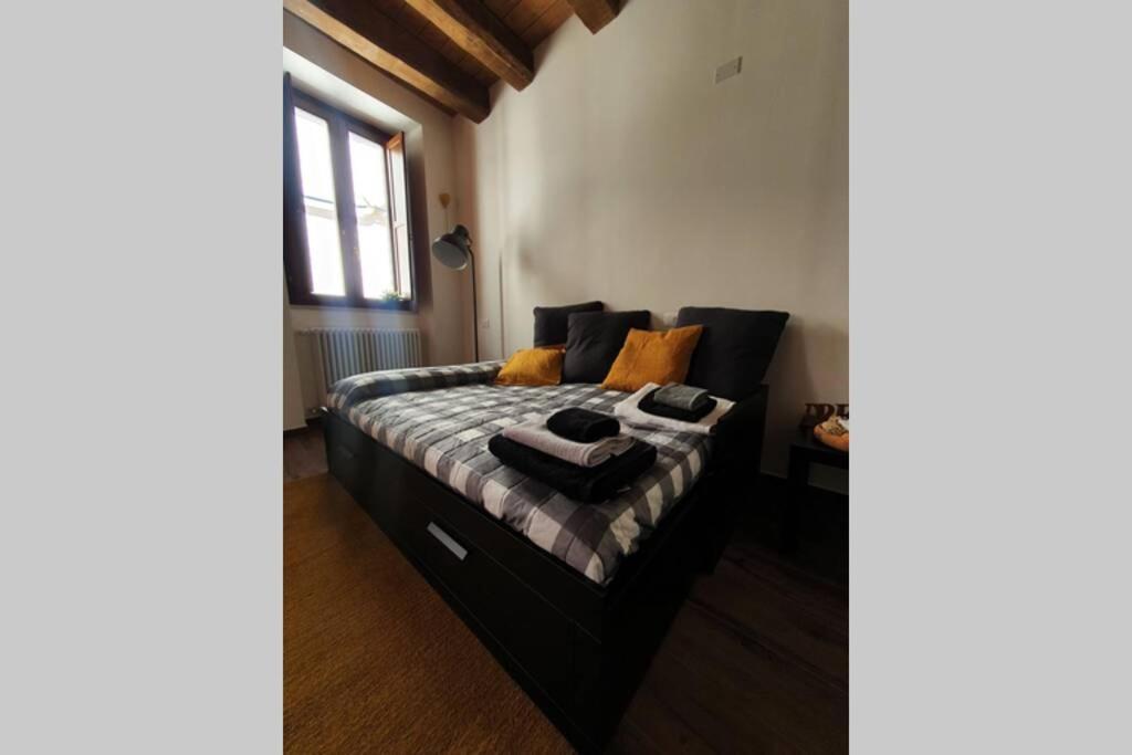 Il Caddi - Caratteristico Monolocale In Pieno Centro Storico Apartment L'Aquila Luaran gambar