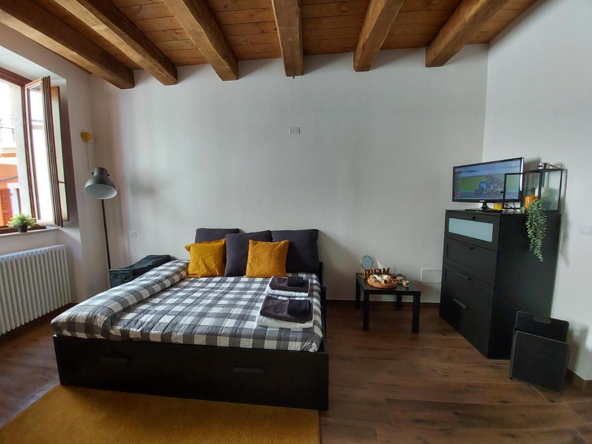 Il Caddi - Caratteristico Monolocale In Pieno Centro Storico Apartment L'Aquila Luaran gambar